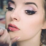 Runway Makeup Artistry: The Expert’s Guide to Editorial Looks That Turn Heads