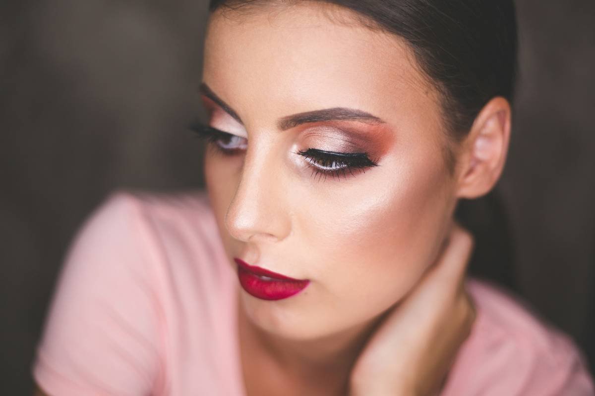 How to Master Elegant Makeup Effects: Your Go-To Guide for Editorial-Ready Looks