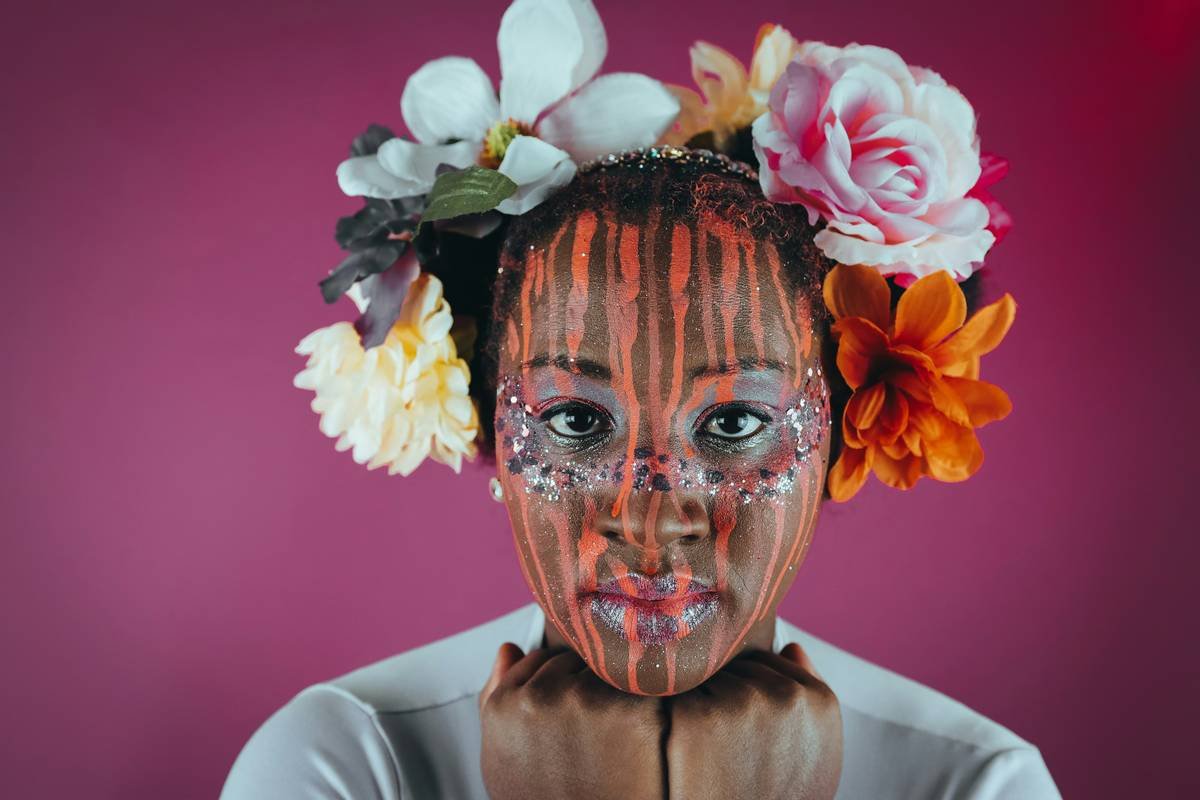 Mastering Bold Makeup Textures for Avant-Garde Editorial Looks