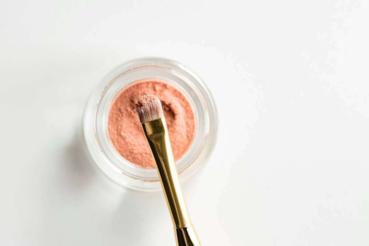 Brow Styling Powder: 7 Proven Tips to Avoid Frustrating Application Mistakes